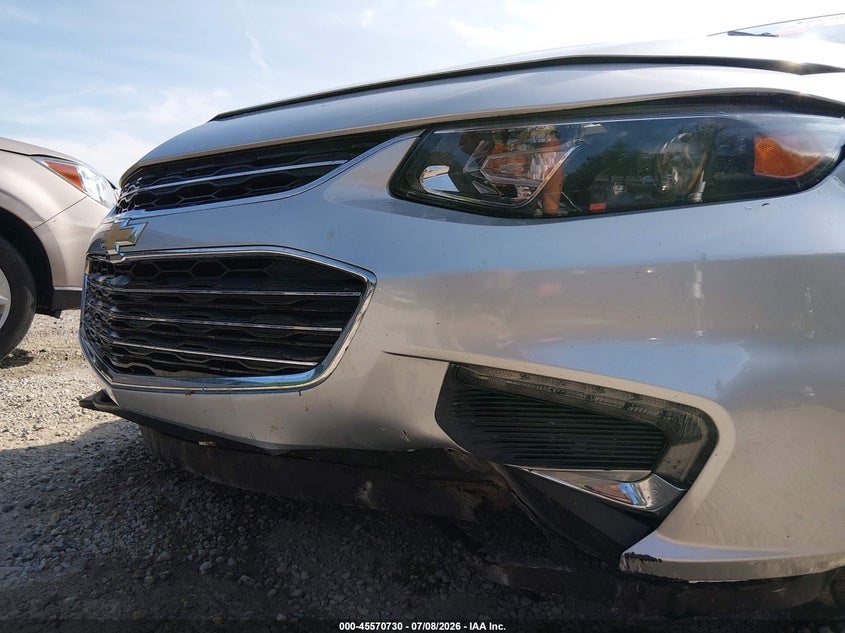 2018 CHEVROLET MALIBU auction photo 6