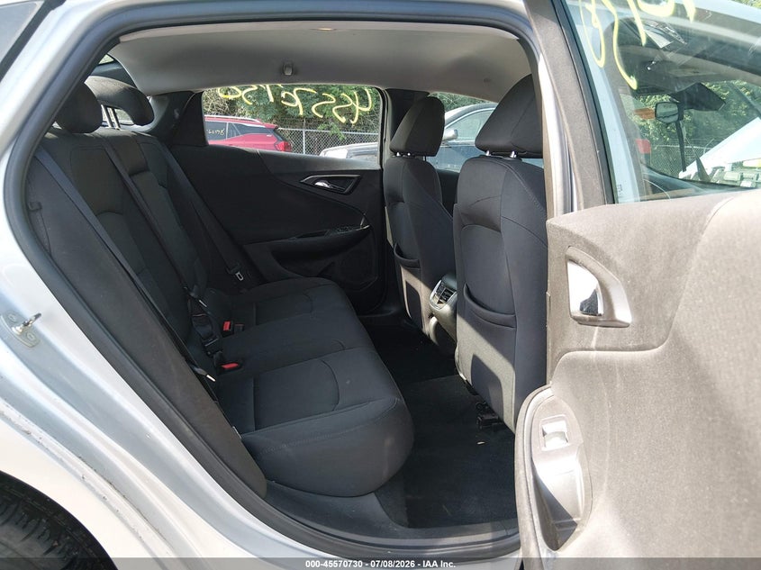 2018 CHEVROLET MALIBU auction photo 8