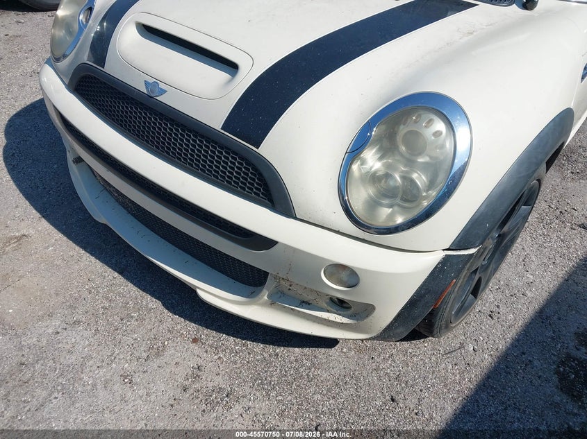 2006 Mini Cooper S VIN: WMWRE33516TL22054 Lot: 45570750