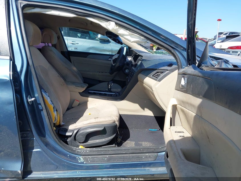 2016 HYUNDAI SONATA auction photo 5