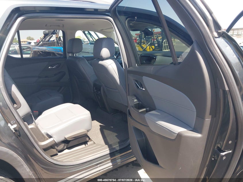 2020 CHEVROLET TRAVERSE auction photo 8