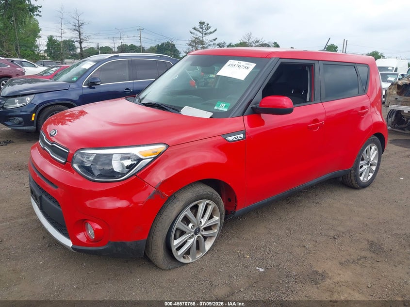2018 Kia Soul, Front End, IAAI, VIN KNDJP3A51J7587149 — photo 2