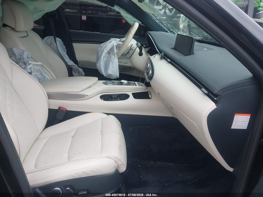 2025 GENESIS ELECTRIFIED GV70 auction photo 5