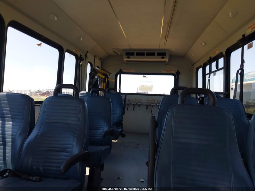2018 Ford E-450 Cutaway VIN: 1FDFE4FS3JDC37289 Lot: 45570872