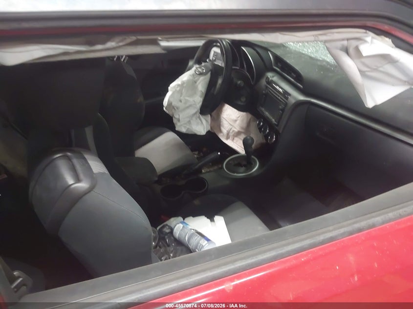 2014 SCION TC auction photo 5