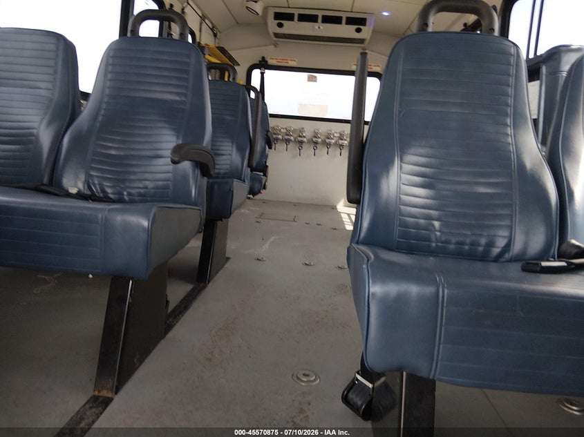 2018 Ford E-450 Cutaway VIN: 1FDFE4FS2JDC37283 Lot: 45570875