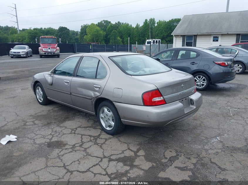 2001 NISSAN ALTIMA auction photo 3