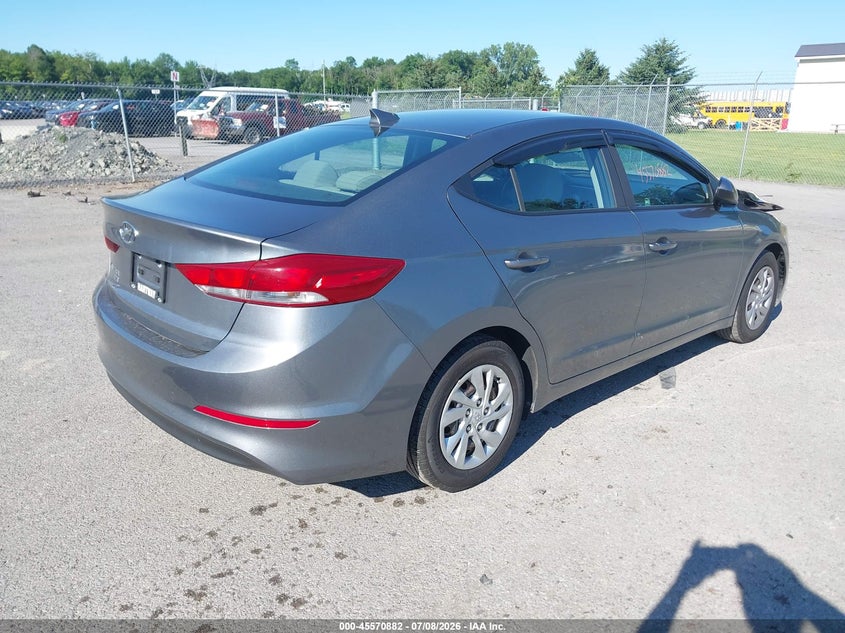 2017 HYUNDAI ELANTRA auction photo 4