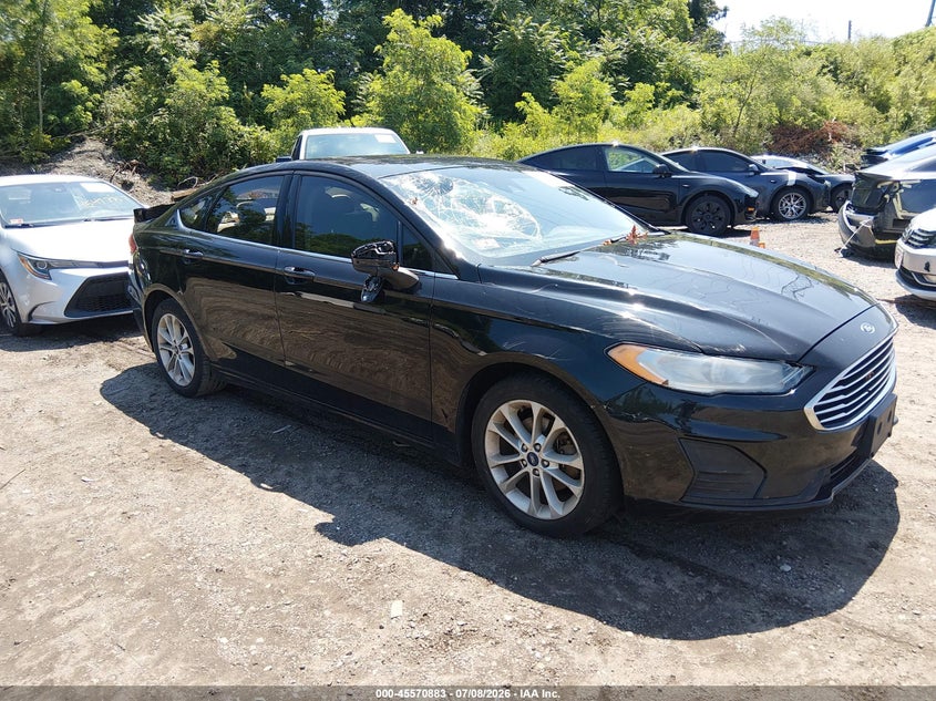 2019 FORD FUSION auction photo 1