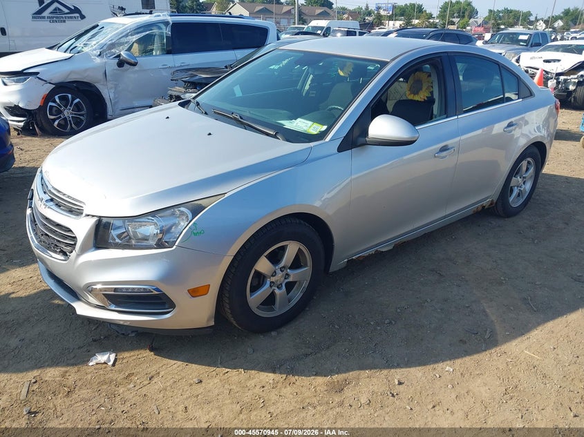 2016 Chevrolet Cruze Limited 1Lt Auto, Front & Rear, IAAI, VIN 1G1PE5SB2G7136605 — photo 2