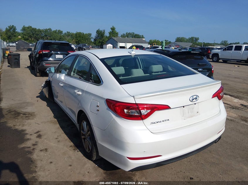 2015 HYUNDAI SONATA auction photo 3