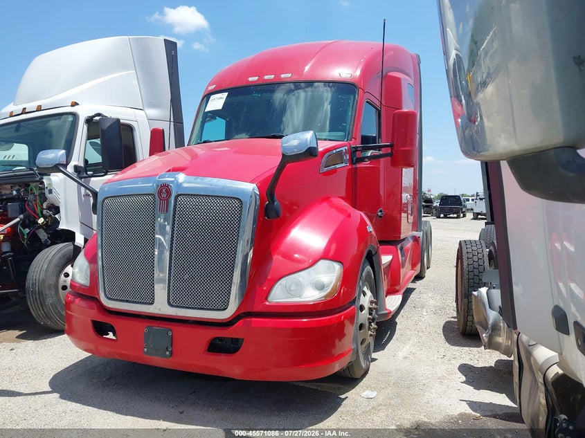 2019 KENWORTH T680 auction photo 2