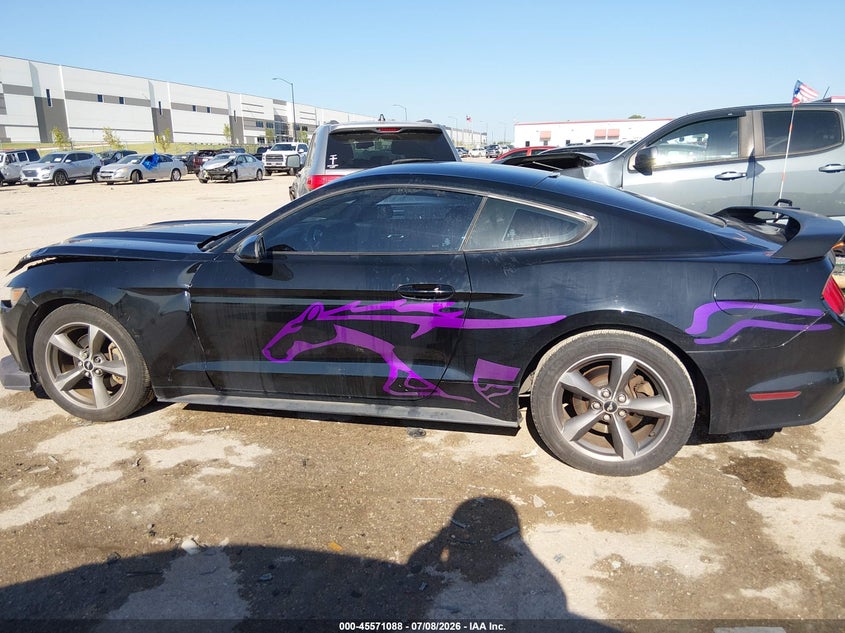 FORD MUSTANG - zdjęcie 14