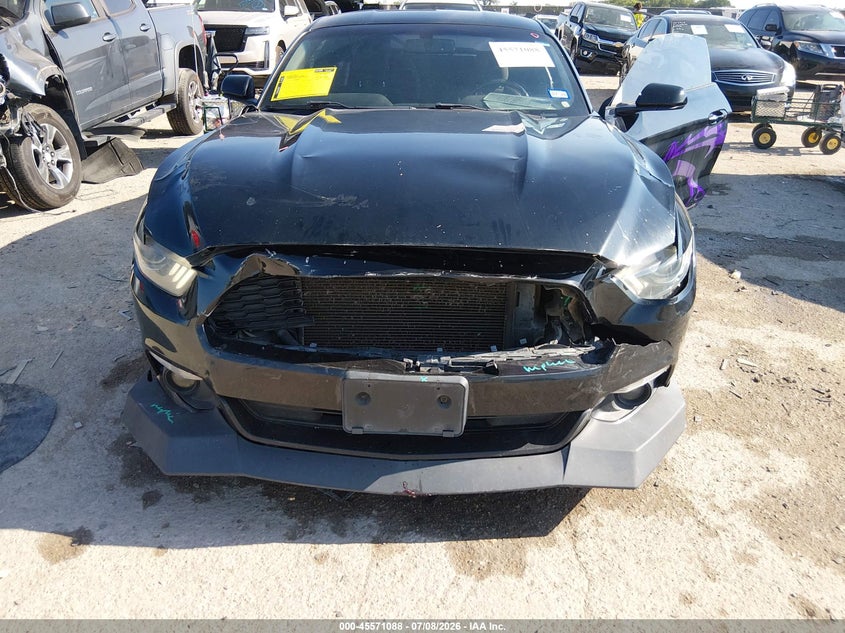 FORD MUSTANG - zdjęcie 6