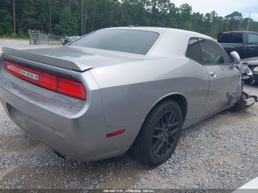 Vin: 2c3cdybt7eh177031, lot: 46069451, dodge challenger r/t 20144