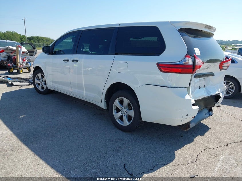 2017 TOYOTA SIENNA auction photo 3