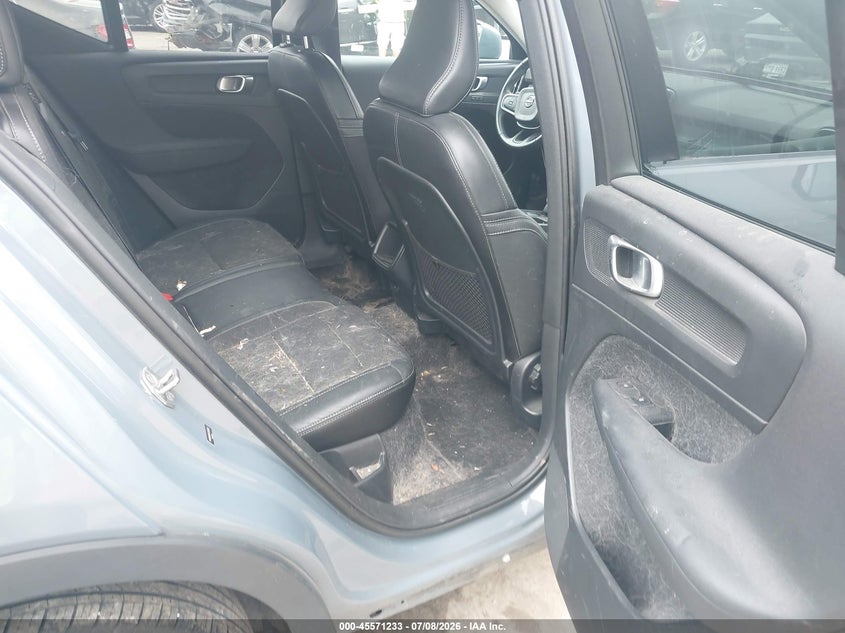 2020 Volvo Xc40 T5 Momentum VIN: YV4162UK6L2331732 Lot: 45571233