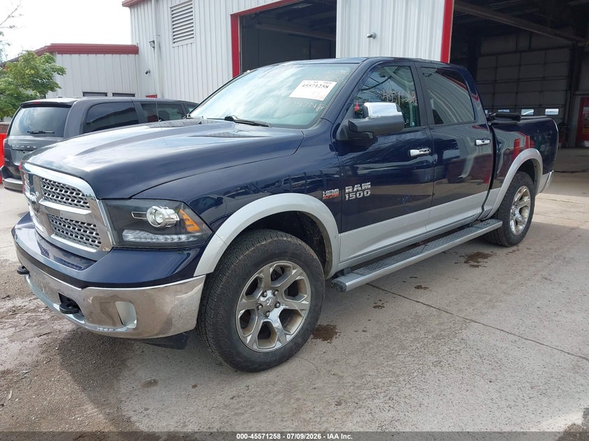 Vin: 1c6rr7nt6fs533208, lot: 46069587, ram 1500 laramie 20152
