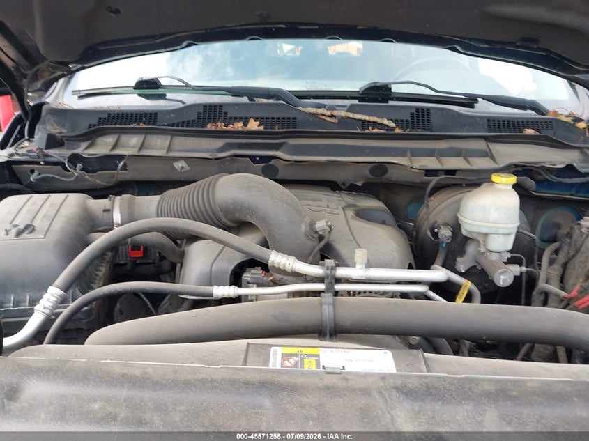 2015 RAM 1500 LARAMIE · Фото 10