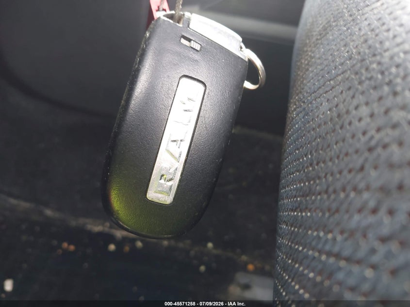 2015 RAM 1500 LARAMIE · Фото 11