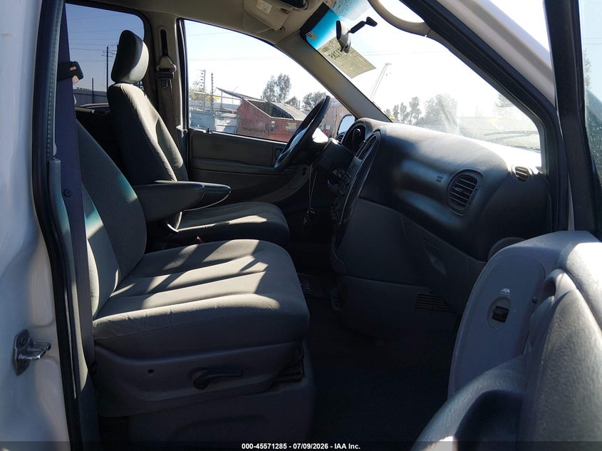 2007 DODGE GRAND CARAVAN auction photo 5