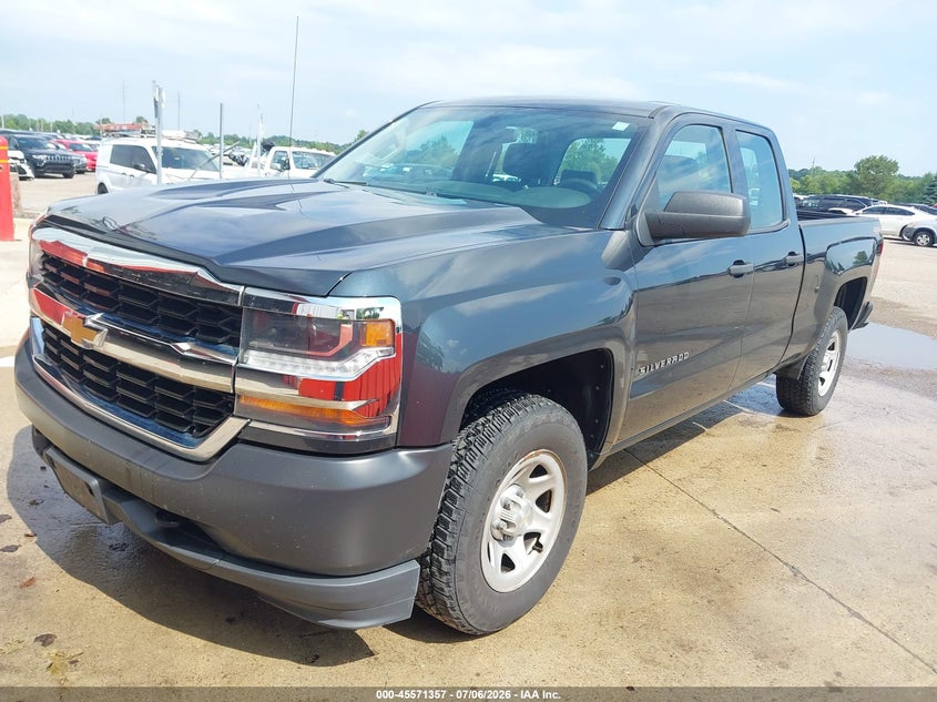 2017 CHEVROLET SILVERADO 1500 auction photo 2