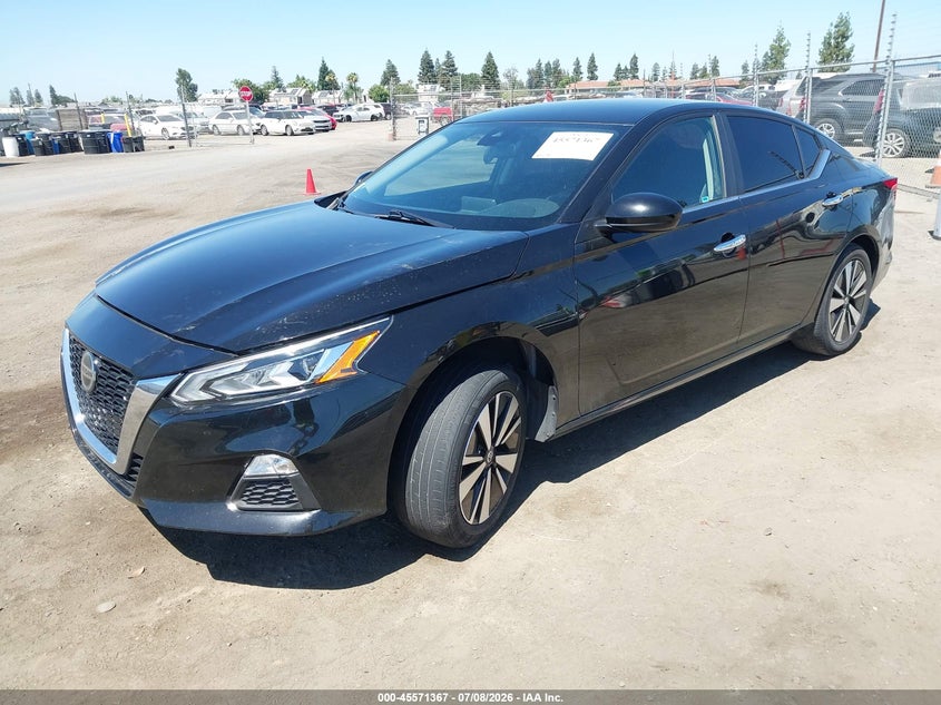 2021 Nissan Altima, Right Side, IAAI, VIN 1N4BL4DV5MN341874 — photo 2