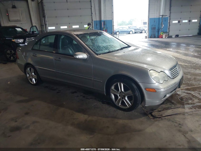 2004 MERCEDES-BENZ C 240 4MATIC