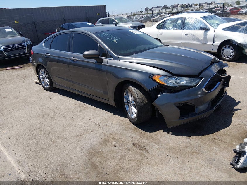 3FA6P0HD9KR149108 FORD FUSION SE 2019