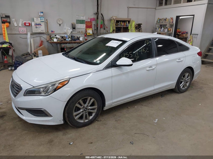 2017 Hyundai Sonata Se 5NPE24AF7HH589038 photo 1