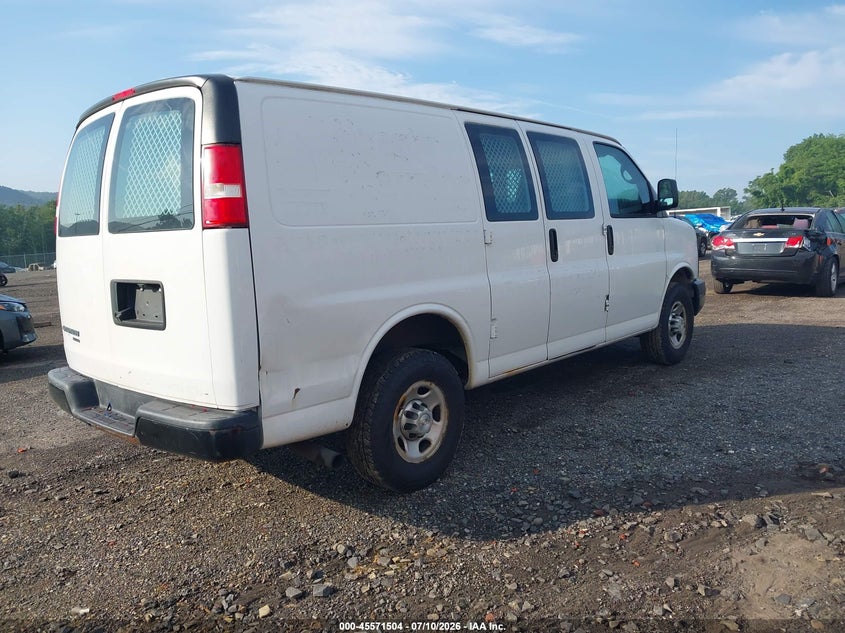 2015 Chevrolet Express 2500 Work Van VIN: 1GCWGFCFXF1262541 Lot: 45571504