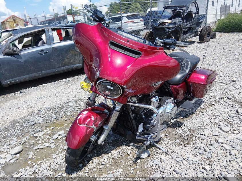 HARLEY-DAVIDSON FLHXS 2017