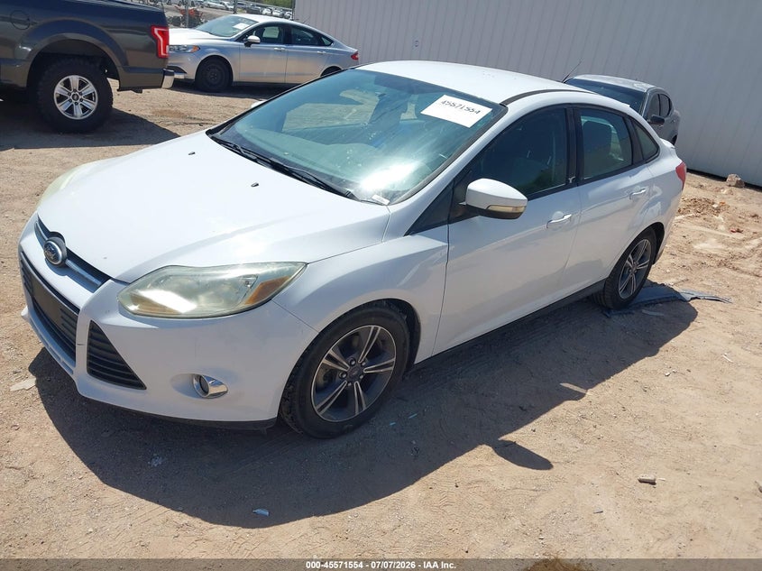 2014 Ford Focus, Normal Wear & Tear, IAAI, VIN 1FADP3F22EL224325 — photo 2