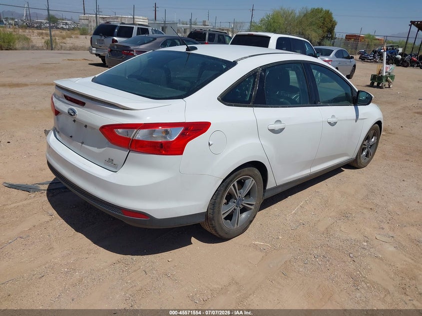 2014 FORD FOCUS SE · Фото 4