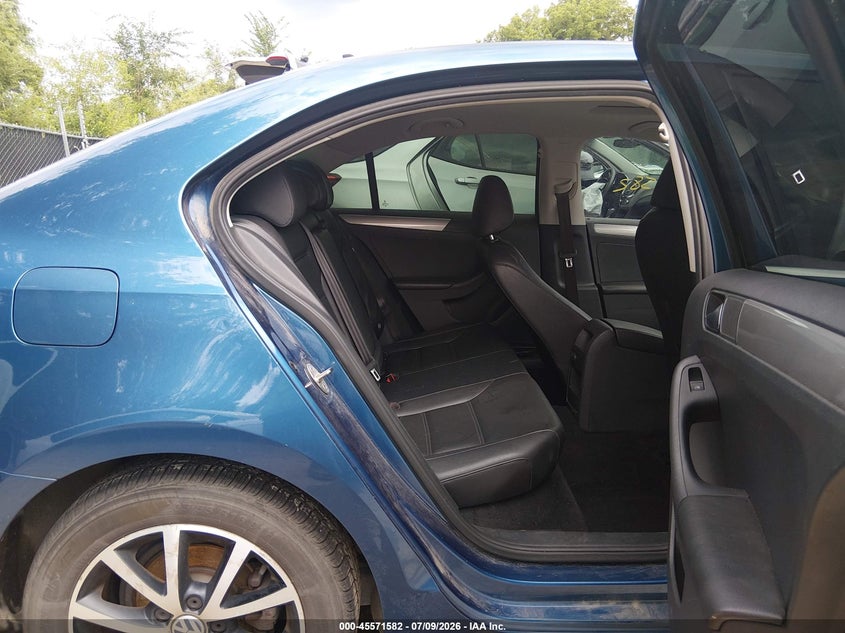 2017 VOLKSWAGEN JETTA SEDAN 1.4L I-4 DI, DOHC, VVT, TURBO, 150HP