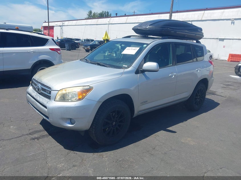 2007 Toyota RAV 4, Зовнішня пожежа, IAAI, VIN JTMBK31V775037932 — фото 2
