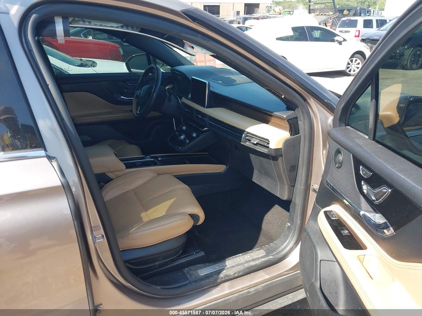2020 LINCOLN CORSAIR auction photo 5