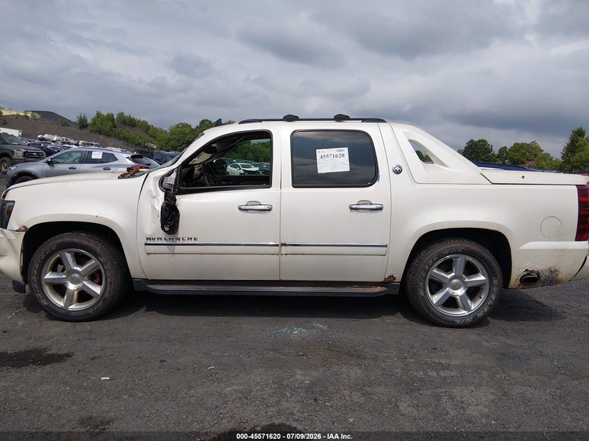 2013 Chevrolet Avalanche Ltz VIN: 3GNTKGE7XDG206070 Lot: 45571620