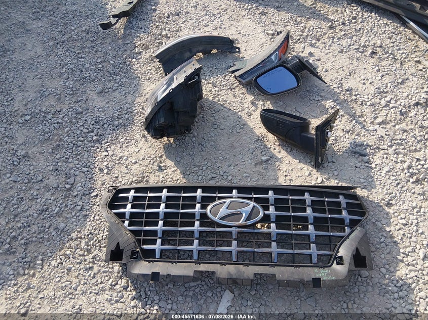 2023 Hyundai Venue Limited VIN: KMHRC8A39PU213579 Lot: 45571636