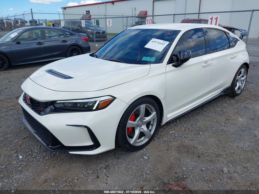 2025 HONDA CIVIC TYPE R auction photo 2
