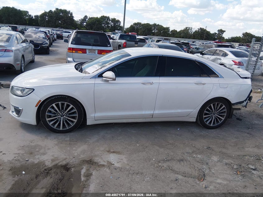 2020 Lincoln Mkz Standard VIN: 3LN6L5A98LR611745 Lot: 45571791