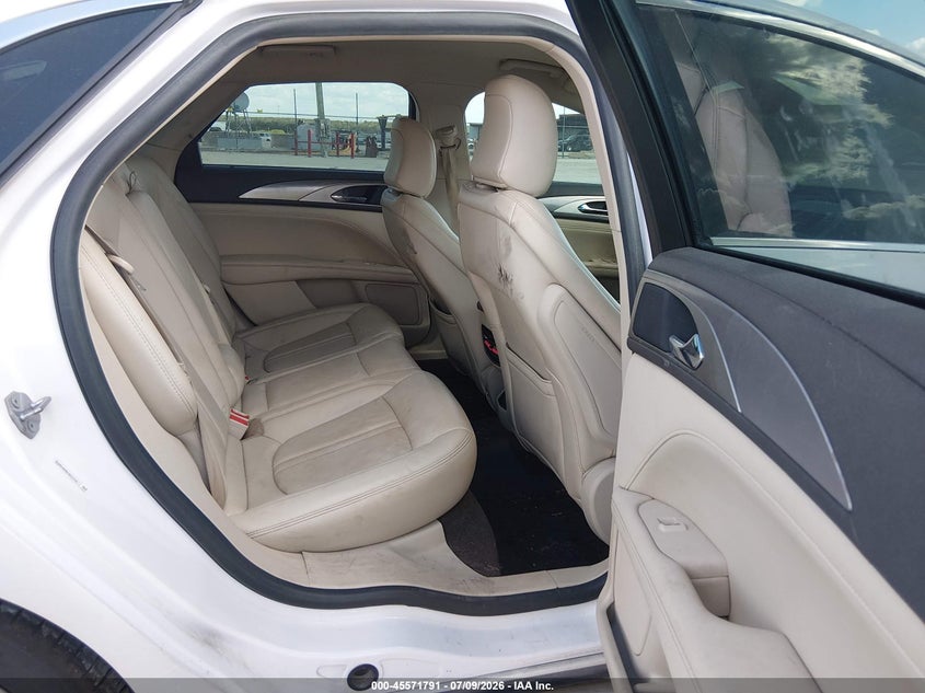 2020 Lincoln Mkz Standard VIN: 3LN6L5A98LR611745 Lot: 45571791