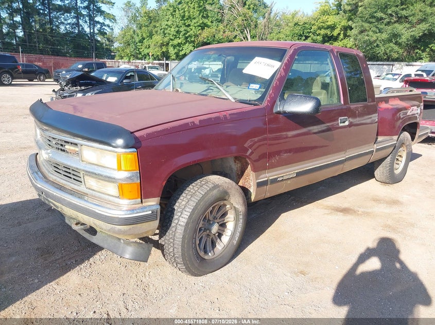 1998 Chevrolet C/K 1500 Sportside 2GCEK19R3W1166100 photo 1