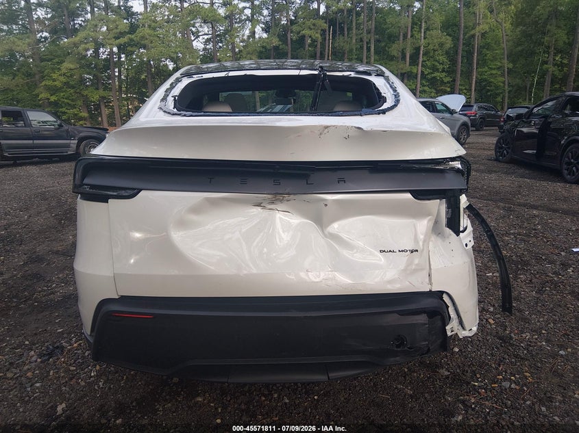 TESLA MODEL Y - zdjęcie 15