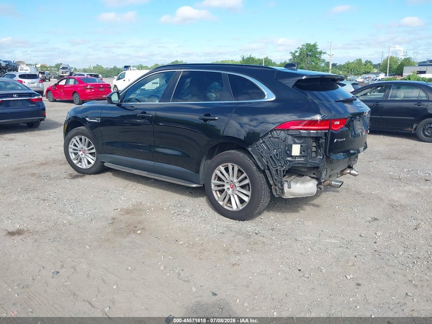 Vin: sadck2fx7ja266445, lot: 46070147, jaguar f-pace 25t prestige 20183