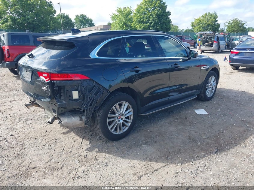 Vin: sadck2fx7ja266445, lot: 46070147, jaguar f-pace 25t prestige 20184