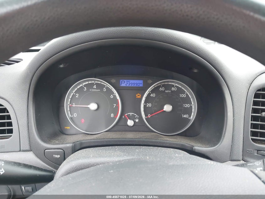 2011 HYUNDAI ACCENT HATCHBACK 1.6L I-4 DOHC, VVT, 110HP
