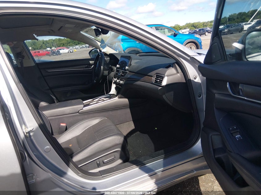 2019 HONDA ACCORD auction photo 5