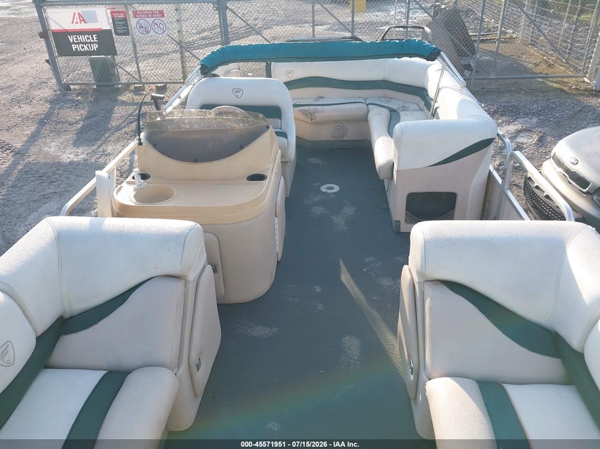 2000 FISHER PONTOON auction photo 5