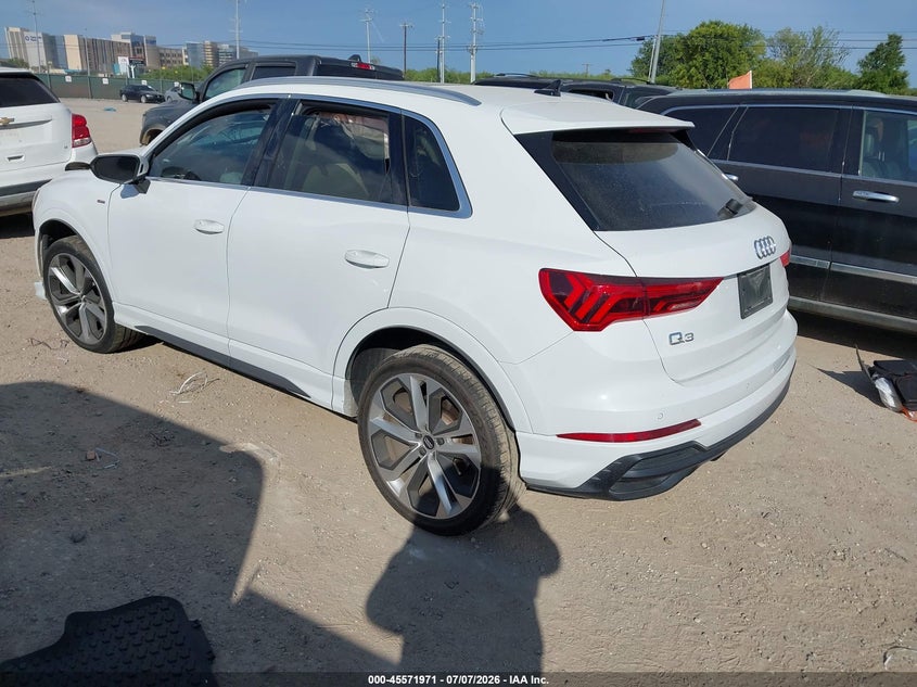 2020 AUDI Q3 — zdjęcie 3